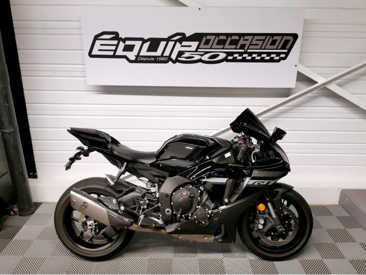 YAMAHA YZF 1000 R1 CROSSPLANE - 1ERE MAIN