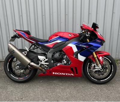 HONDA CBR 1000 RR-R