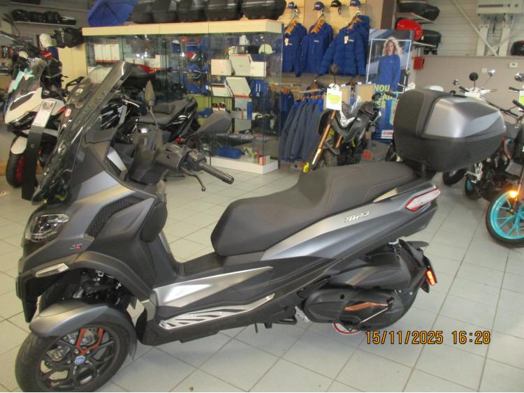 PIAGGIO MP3 530 HPE EXCLUSIVE