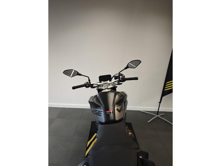 VOGE R 625