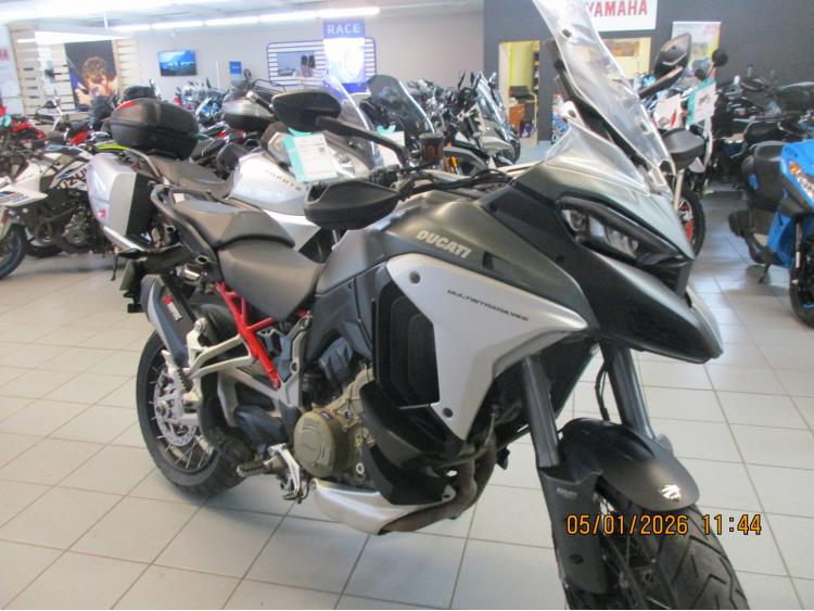 DUCATI MULTISTRADA V4 S