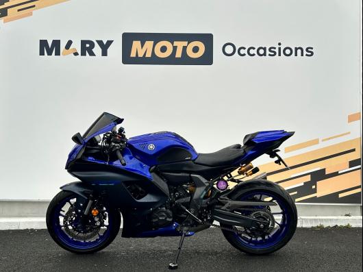 YAMAHA YZF-R7