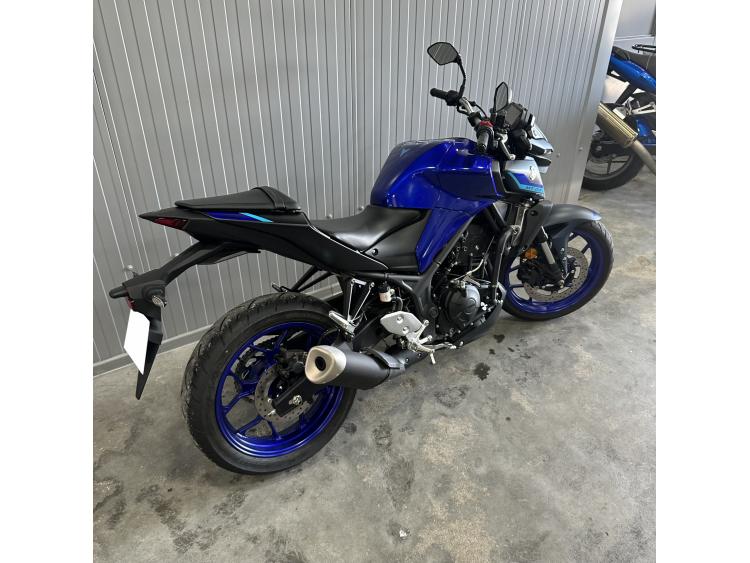 YAMAHA MT-03