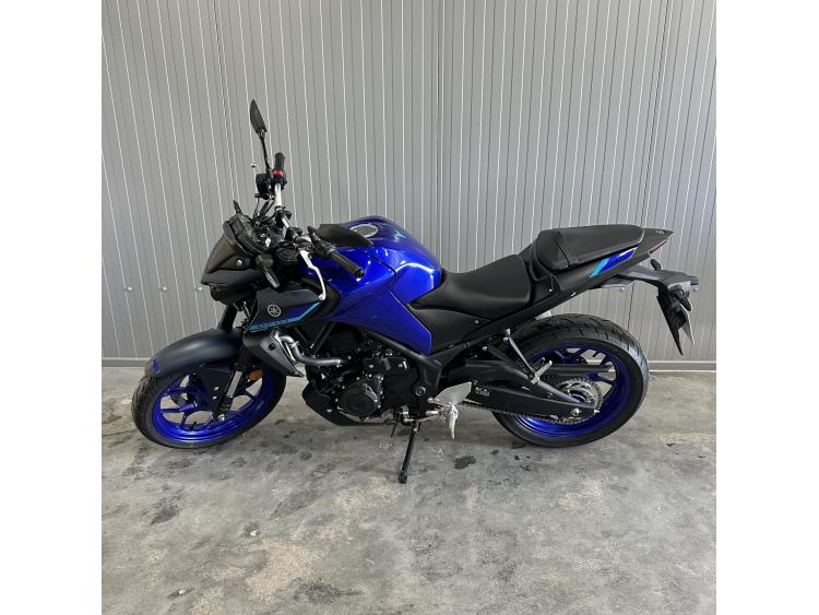 YAMAHA MT-03