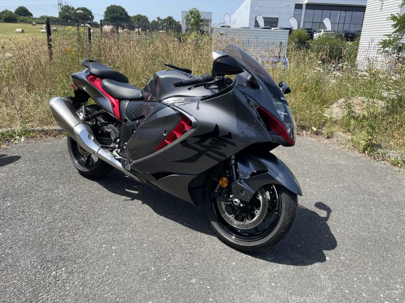 SUZUKI GSX-R 1340 HAYABUSA