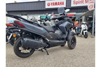 YAMAHA TRICITY 300