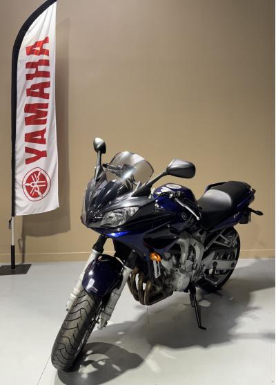 YAMAHA FZ6 (98CV)