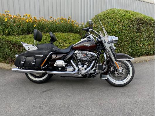 HARLEY-DAVIDSON TOURING ROAD KING 1690 CLASSIC