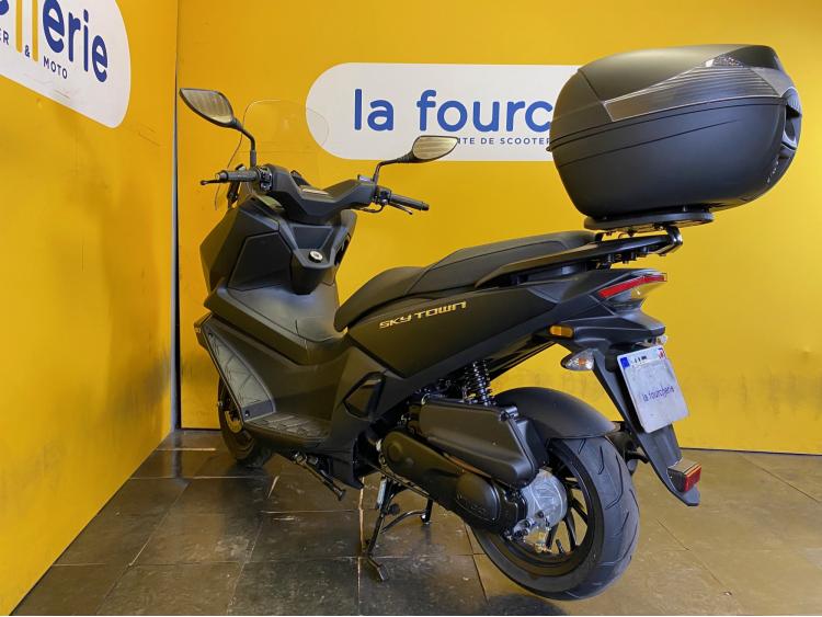 KYMCO SKYTOWN 50