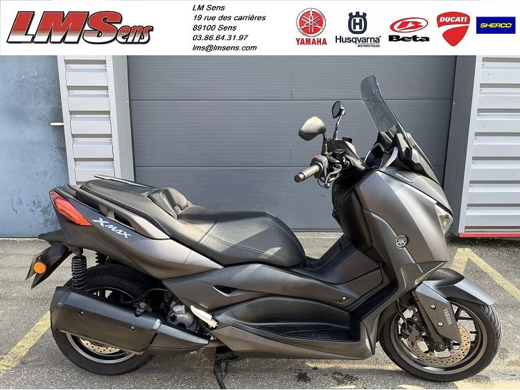 YAMAHA XMAX 300