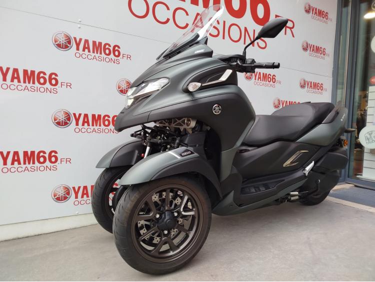 YAMAHA TRICITY 300