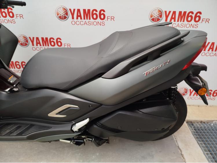 YAMAHA TRICITY 300