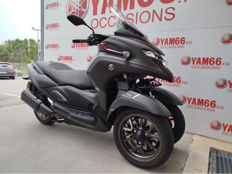 YAMAHA TRICITY 300