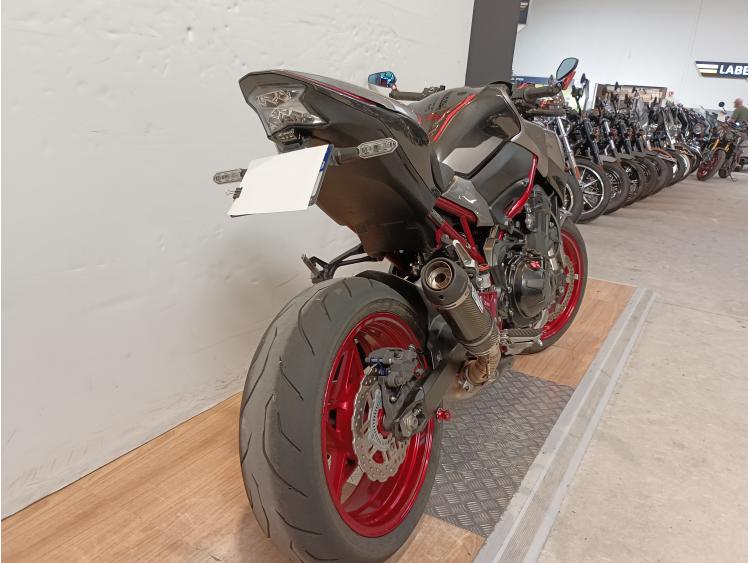 KAWASAKI Z 900