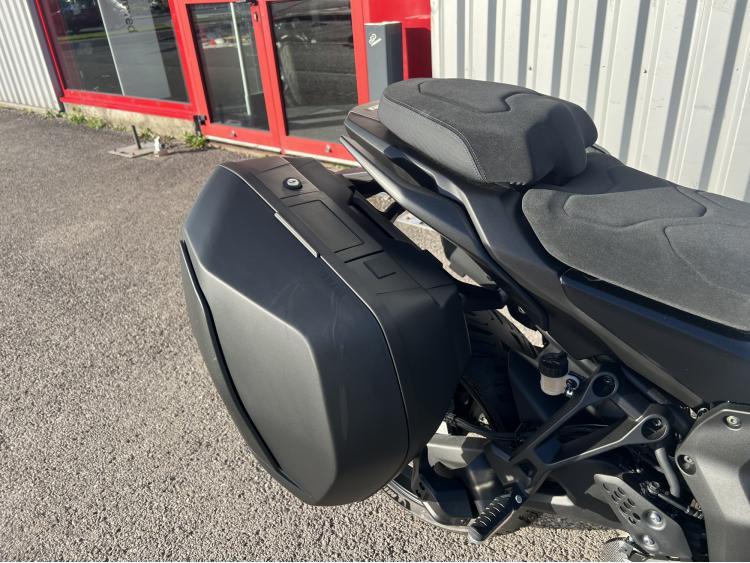 YAMAHA TRACER 7 GT 2025 AKRAPOVIC