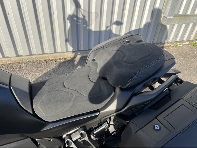 YAMAHA TRACER 7 GT 2025 AKRAPOVIC