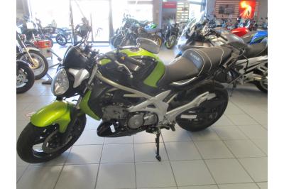 SUZUKI GLADIUS 650