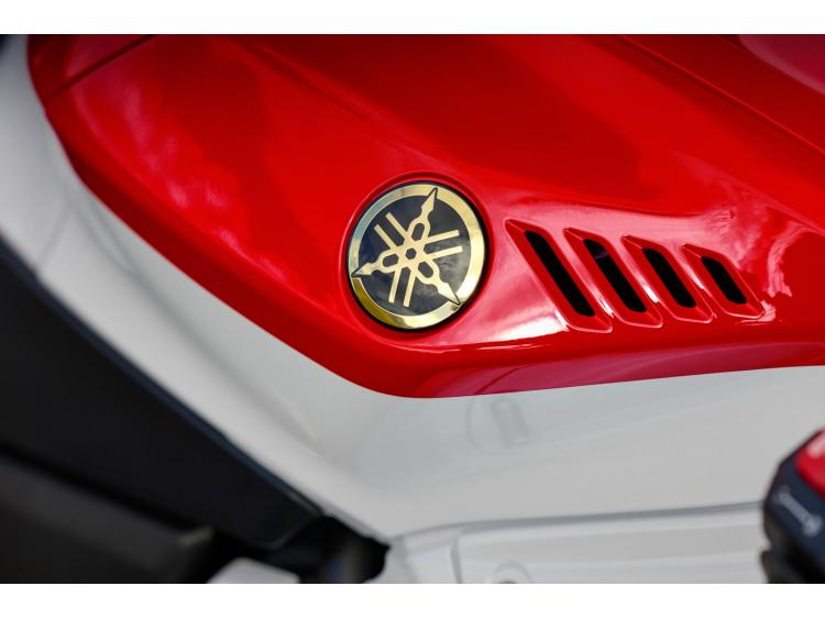 YAMAHA YZF-R7 70th Anniversaire 