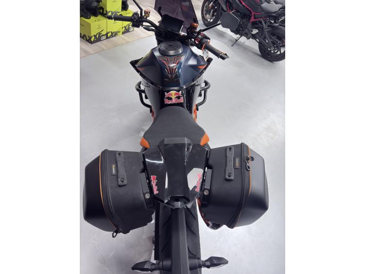 KTM 1290 SUPER DUKE R