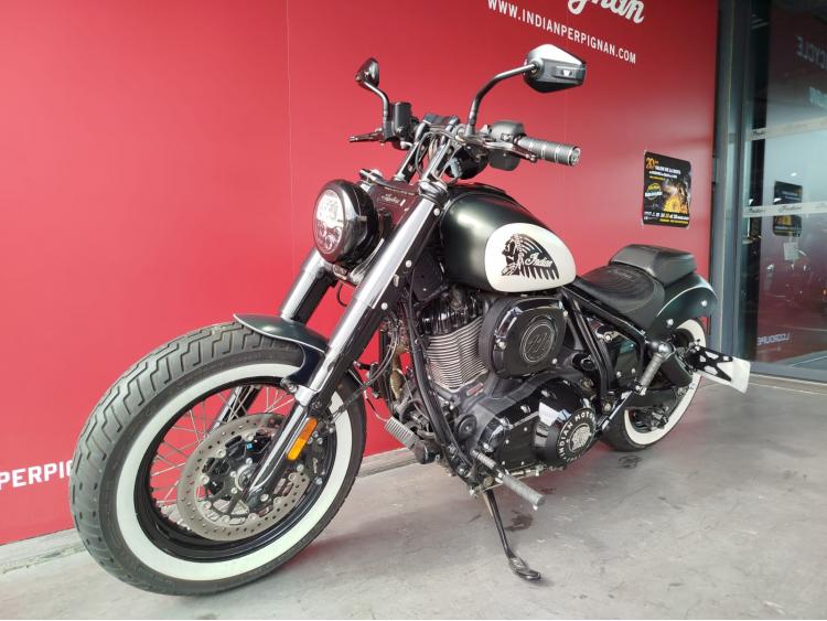 INDIAN CHIEF BOBBER DARK HORSE 1890 + EQUIPEMENTS