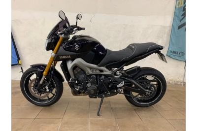 YAMAHA MT-09