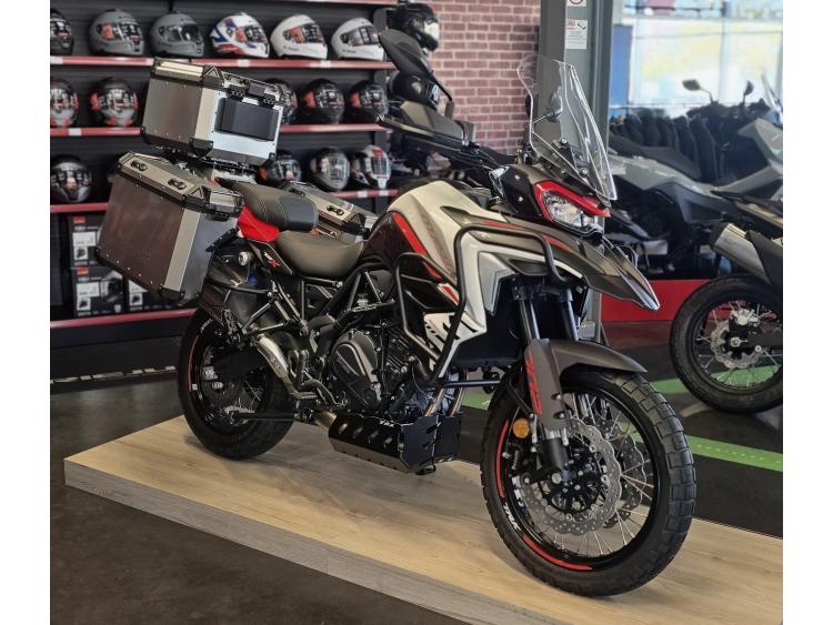 BENELLI TRK  702  X / NEUVE 0 KMS
