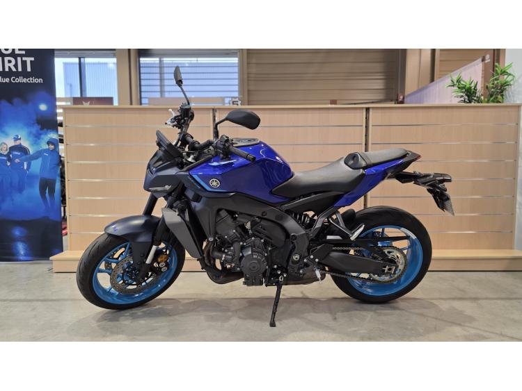 YAMAHA MT-09  Y-AMT