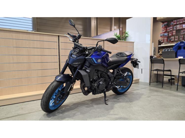 YAMAHA MT-09  Y-AMT