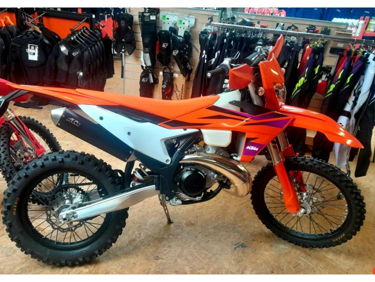 KTM 300 EXC (149€/mois)*