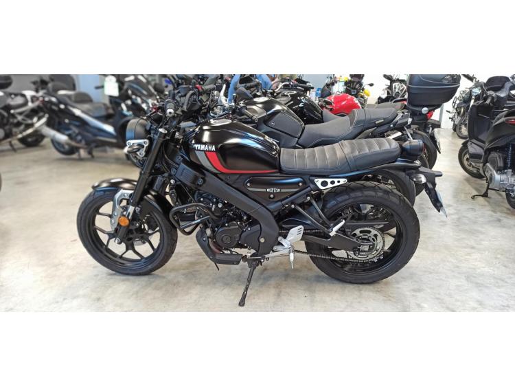 YAMAHA XSR 125