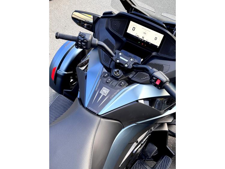 CAN-AM SPYDER RT 1330 LIMITED - 1600 kms - GA 04/2027 - ltd f3 can am goldwing 1800 k1600 gt gtl canam