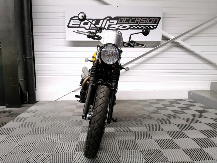 TRIUMPH SCRAMBLER 900