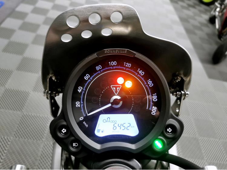 TRIUMPH SCRAMBLER 900