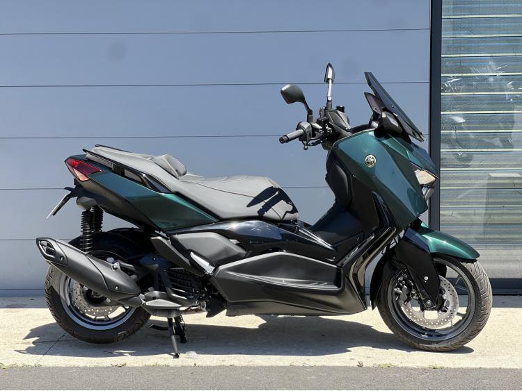 YAMAHA X-MAX 125 TECH MAX