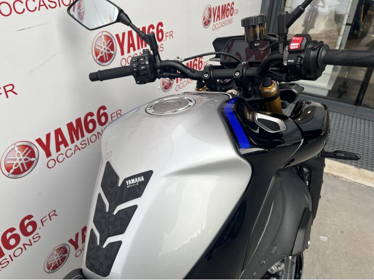 YAMAHA MT-10 SP + OPTIONS