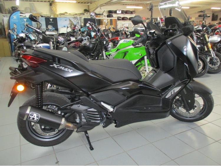 YAMAHA XMAX 125 TECH MAX