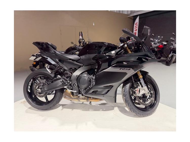YAMAHA YZF-R9