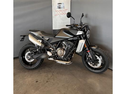 HUSQVARNA SVARTPILEN 801