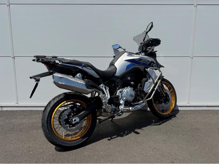 VOGE DS 900 X