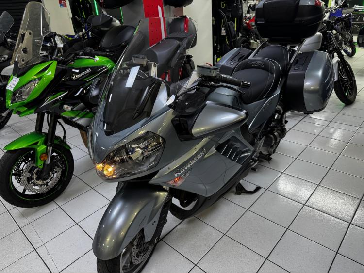KAWASAKI GTR 1400