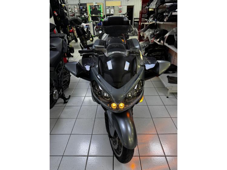 KAWASAKI GTR 1400