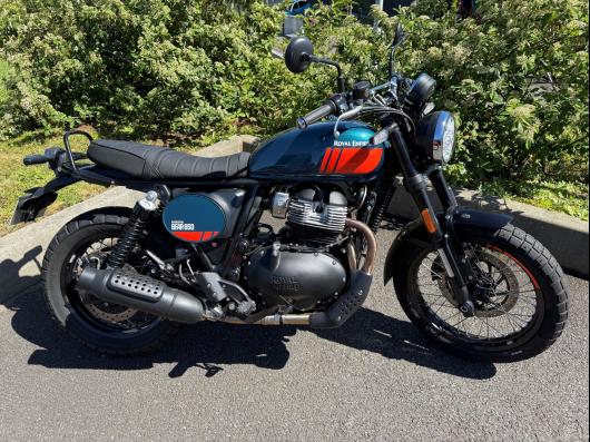 ROYAL ENFIELD INTERCEPTOR BEAR 650
