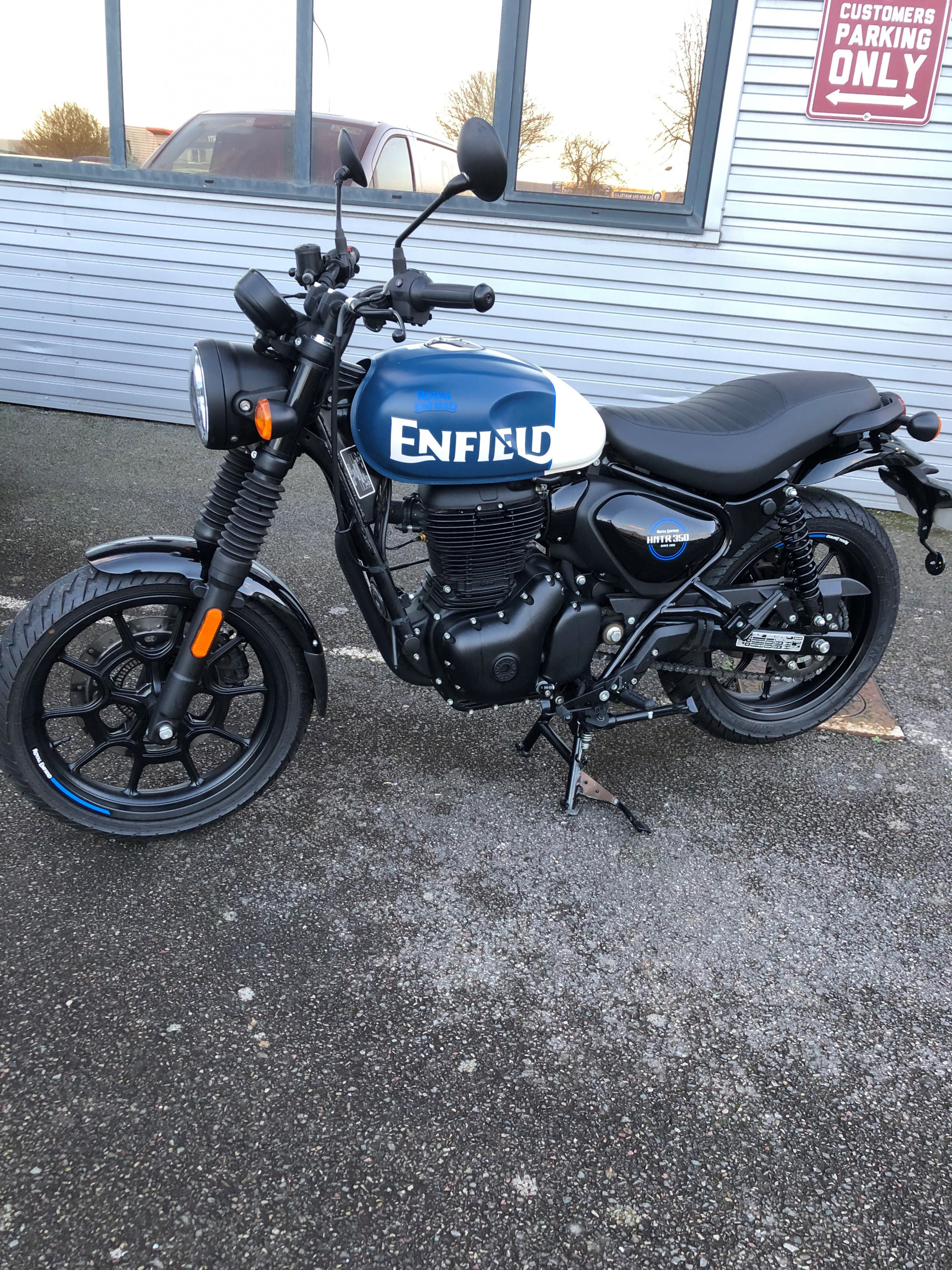 ROYAL ENFIELD HNTR 350