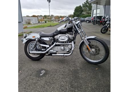 HARLEY-DAVIDSON SPORTSTER 883