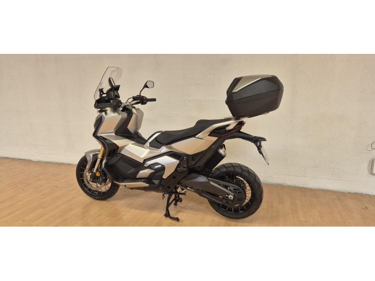 HONDA X-ADV 750 ABS