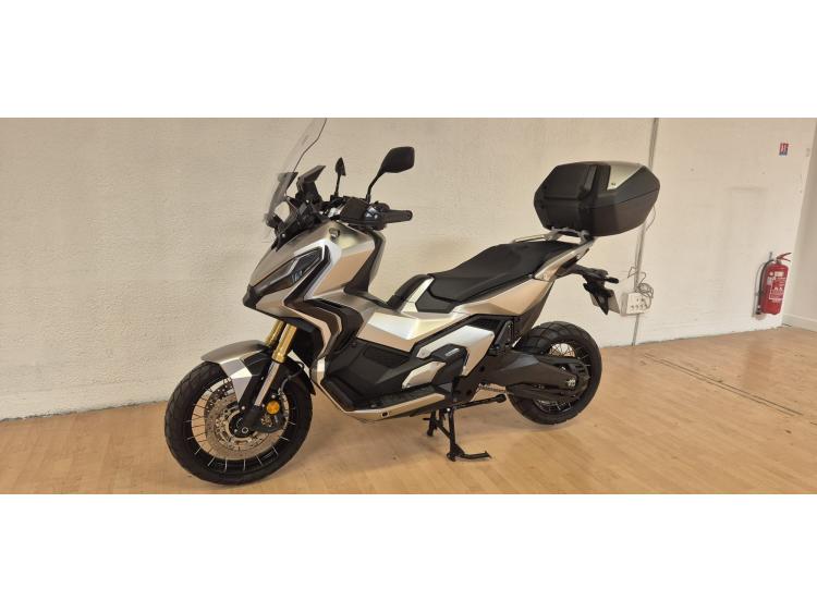 HONDA X-ADV 750 ABS