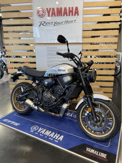 YAMAHA XSR 700 LEGACY
