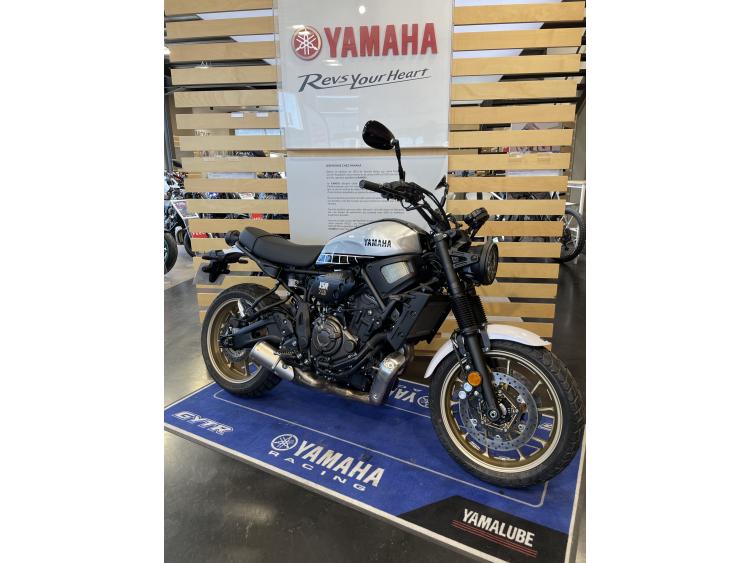 YAMAHA XSR 700 LEGACY