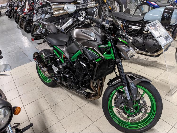 KAWASAKI Z 900 PACK PERFORMANCE