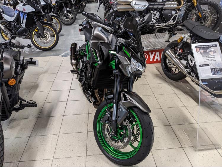 KAWASAKI Z 900 PACK PERFORMANCE